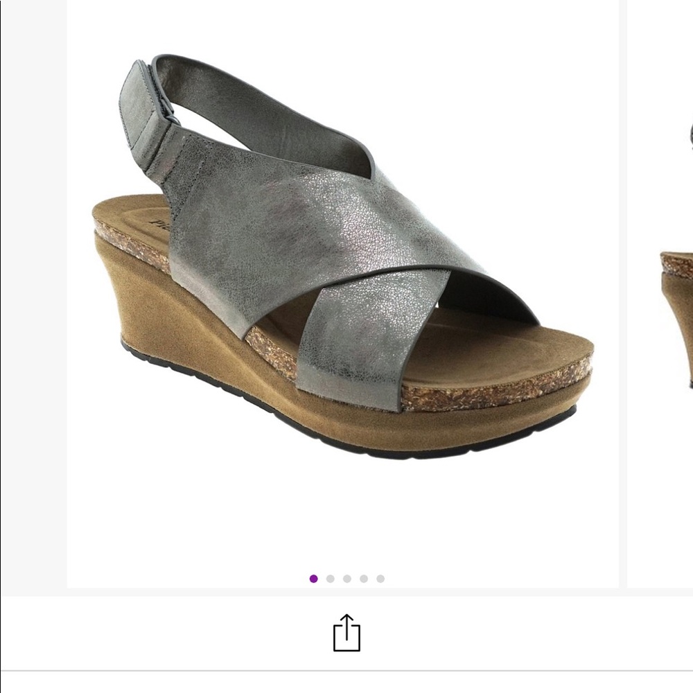 Pierre Dumas Sandals, Size 7